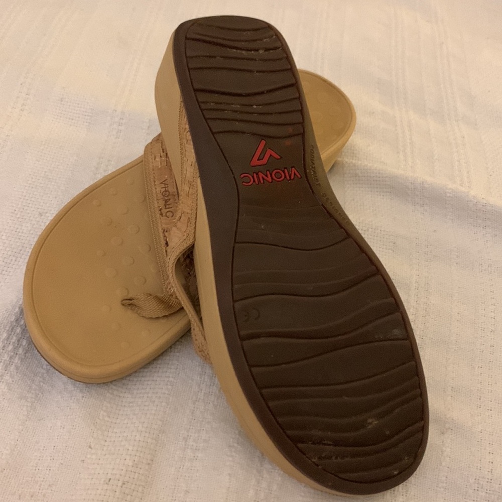 Vionic High Tide Wedge Sandals - Picture 8 of 16